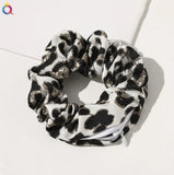 1 Piece Fashionable Velvet Elasticated Hair Scrunchie Style Purse With Zipper Hair Band Hair Accessory